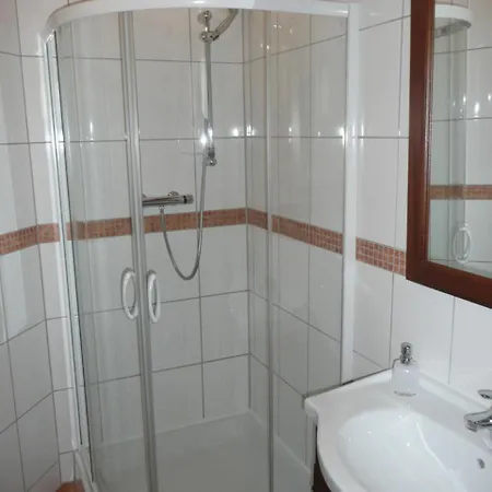 ベッド・アンド・ブレックファスト Chez Anny Et Jean Au Mittelbuehl,reichshoffen,pays De Niederbronn Les Bains